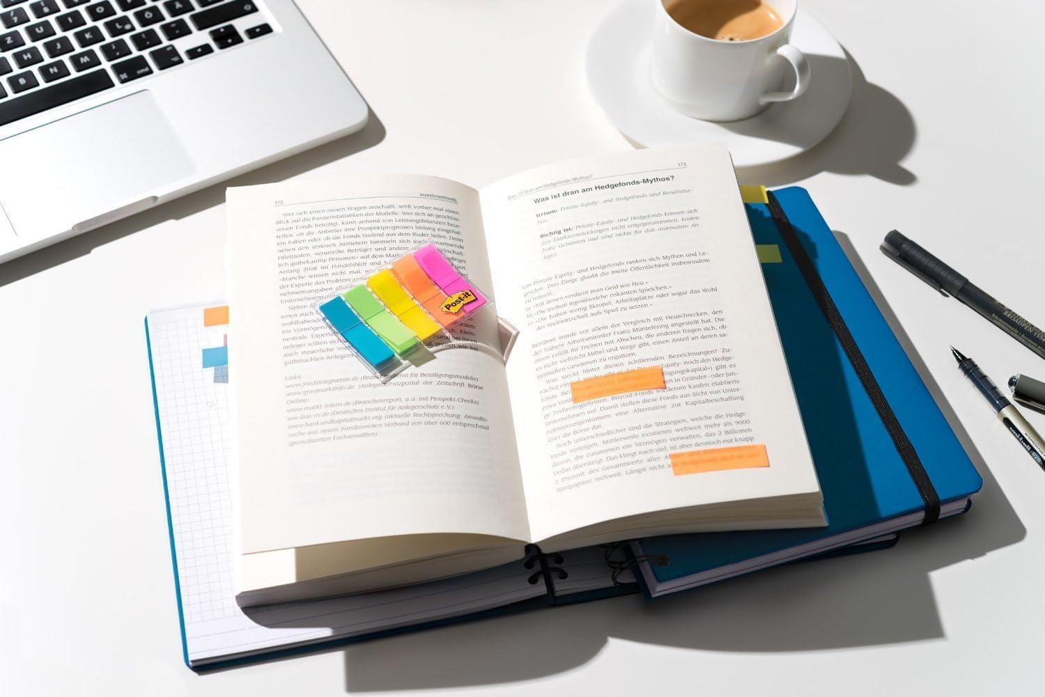 imagePostit MarquePages troits Pack de 4 Distributeurs 35 MarquePages par Distributeur 119 mm x 432 mm Jaune Rouge Vert Bleu Couleurs Pour Marquer Surligner ou Codifier des Informations100 pices